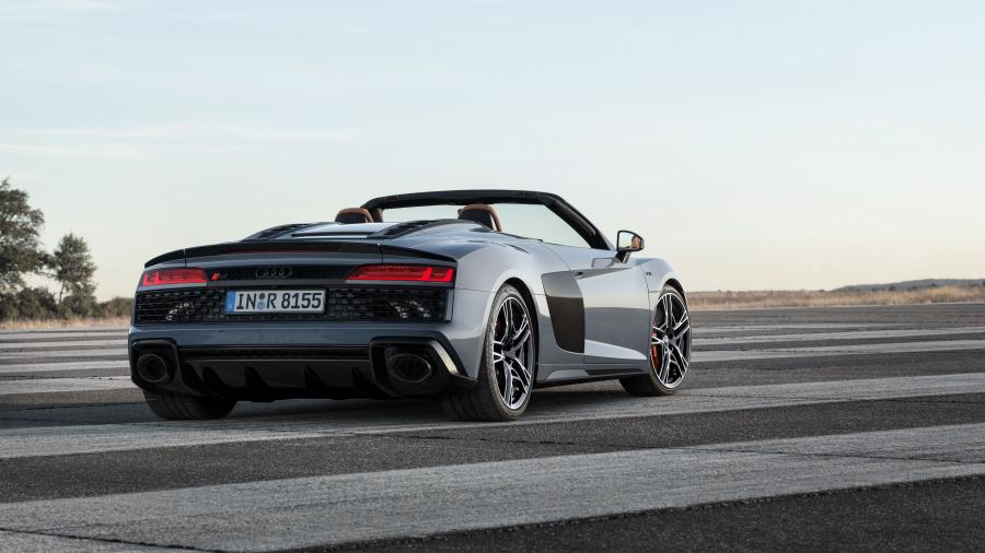  Audi R8 Spyder V10 2019 года  (WW) (фото 20 из 30)